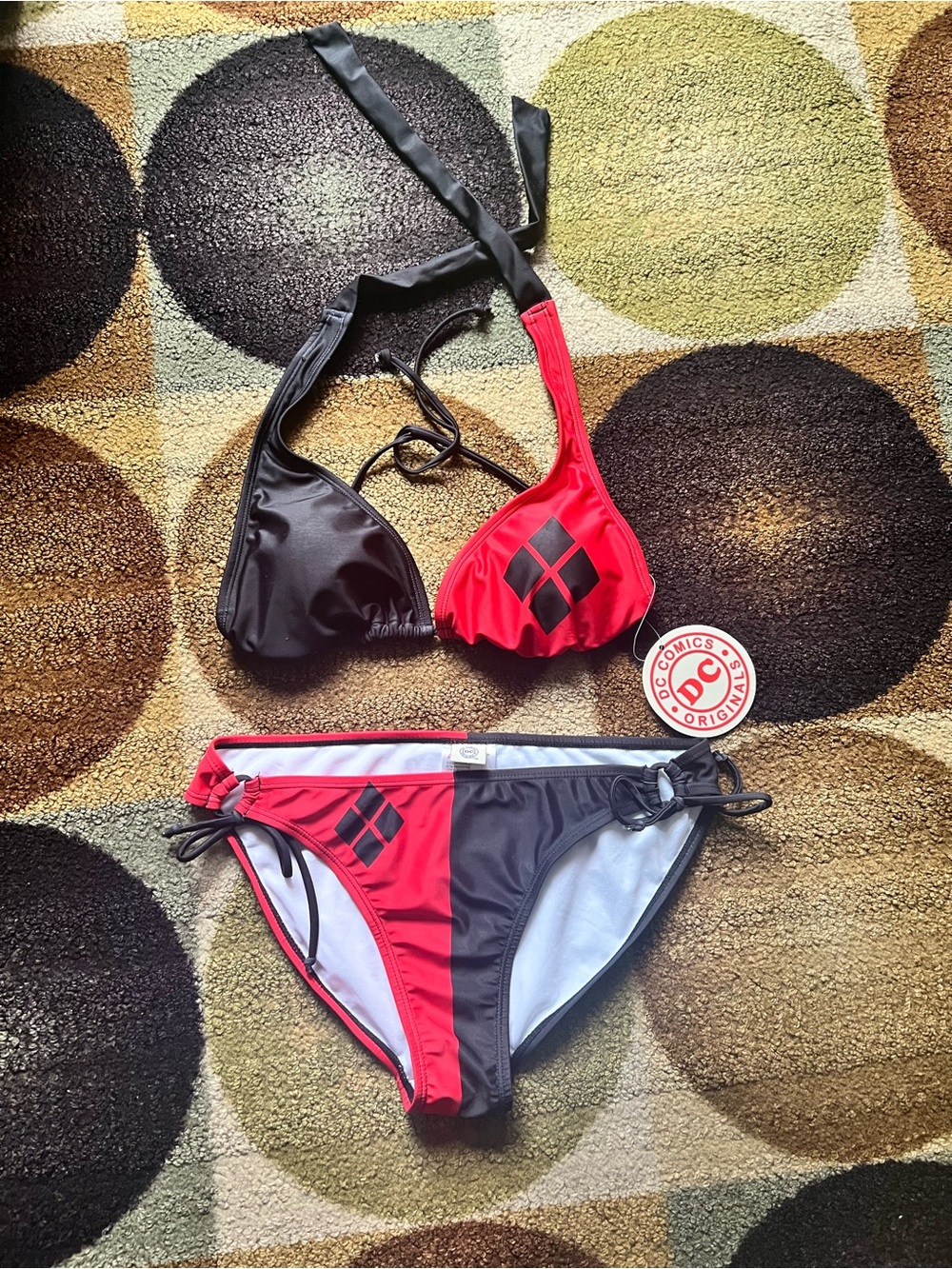 DC Harley Quinn Bikini - Picture 1 of 8